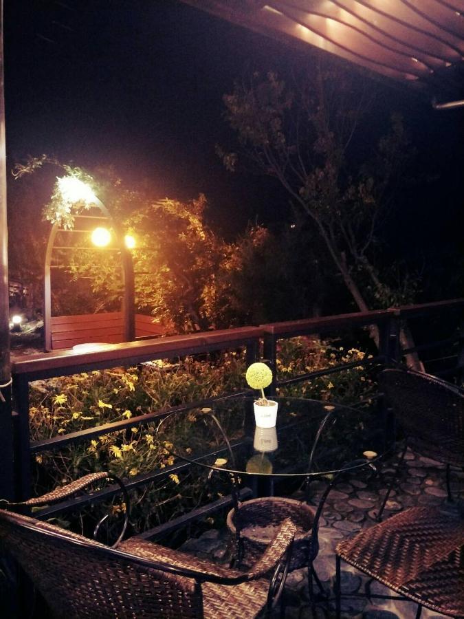 Hua Mu Xing Jing B&B Renai Exteriér fotografie